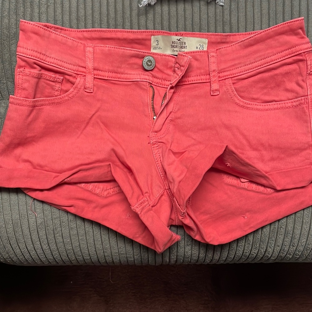 Hollister hot pink size 3/w26 short short